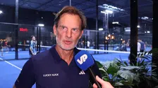 Thumbnail for article: De Boer reageert vol afschuw op Ajax-drama: 'Een schande, triest en treurig'