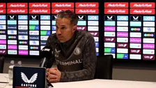 Thumbnail for article: Van Persie voorspelt transfervrij vertrek Timber: 'Al anderhalf jaar in gesprek'