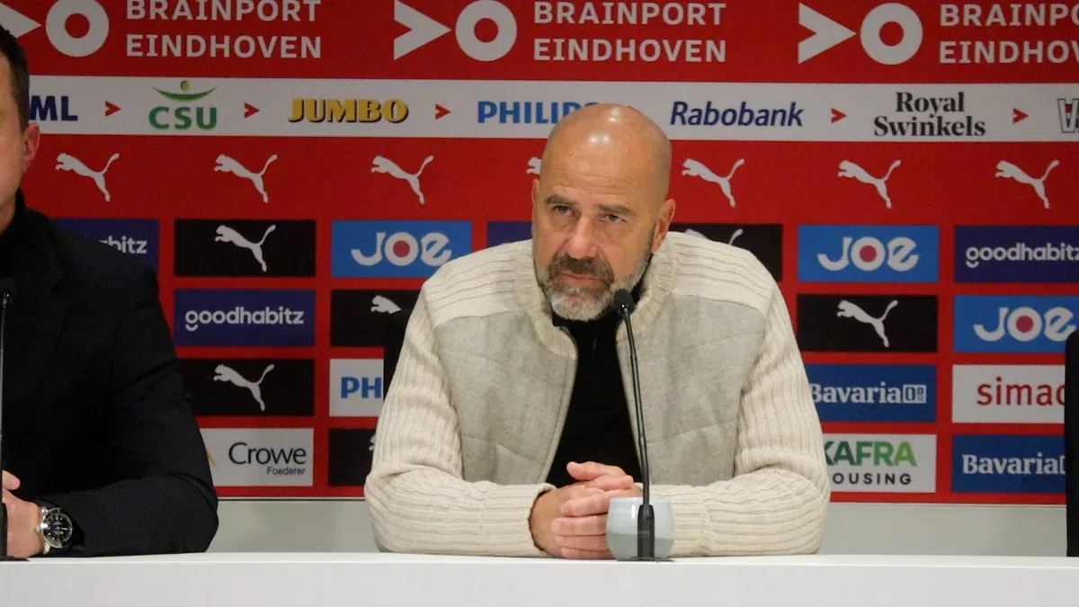 Bosz en PSV denken na over transfer na blessure Pepi: 'Dat zal moeten'