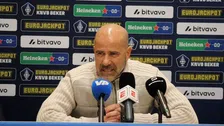 'Alle alarmbellen gaan af' bij Bosz door PSV-moment: 'Ik liep naar hem toe...'