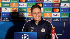 Thumbnail for article: Veerman lacht na opmerking van Botman: 'Hij deed stoer dat niemand PSV kende'