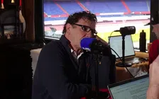 Van Hanegem over Eredivisie-uitblinker: 'Ik gaf hem zijn eerste voetbalschoenen'