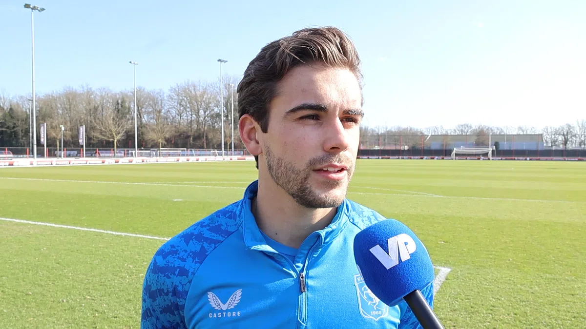 FC Twente-back Van Rooij goudeerlijk: 'Ja, ik sta open voor een stap'
