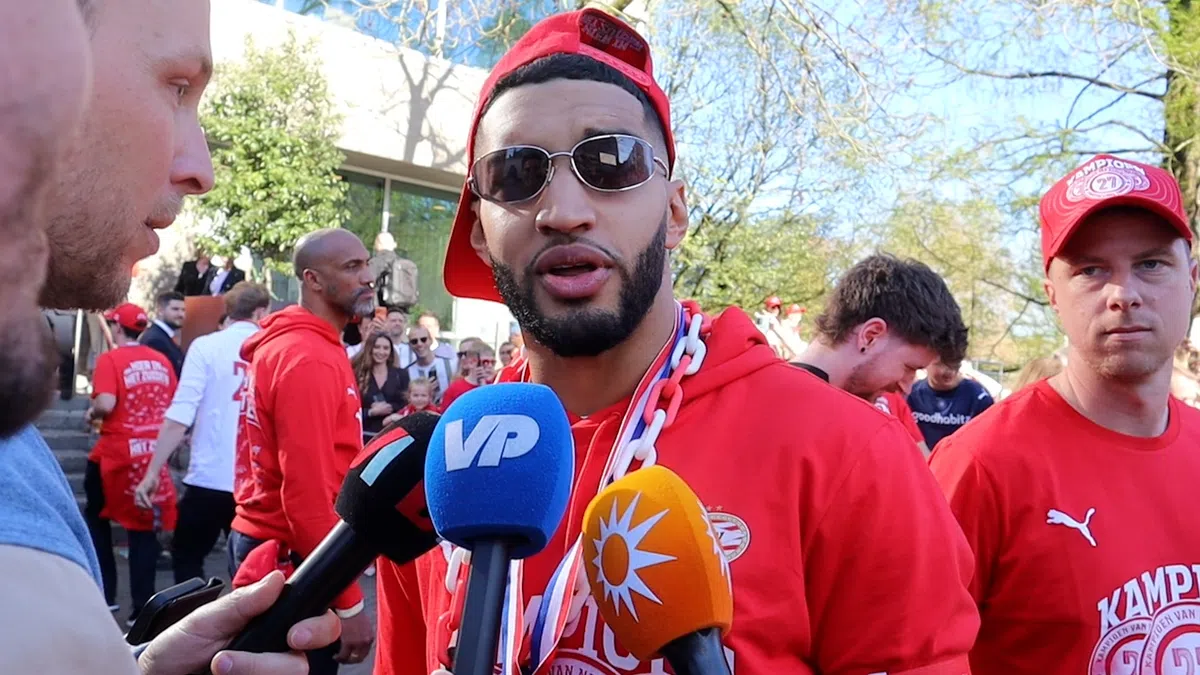 Saibari Mist Eerder Gewonnen Schalen Bij PSV huldiging saibari-mist-eerder-gewonnen-schalen-bij-psv-huldiging