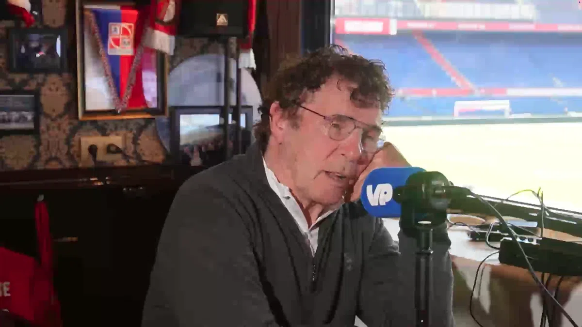 Van Hanegem niet onder de indruk van Eredivisie-topclub: 'Het is niet bijzonder'