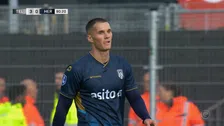 Met Heracles gedegradeerde spits is frustraties niet de baas en krijgt rood