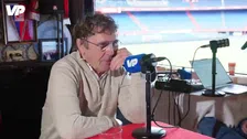 Van Hanegem fileert topclub in de Eredivisie: 'Ze doen de meest gekke dingen'