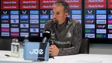 Van Persie kondigt veranderingen aan in Feyenoord-staf: 'Vraag maar aan Guardiola'