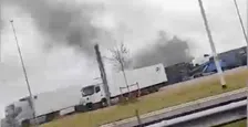 Thumbnail for article: Hooligans Ajax en Feyenoord clashen langs de snelweg, 'auto's uitgebrand'