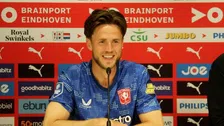 Thumbnail for article: Van Wolfswinkel maakt hilarisch unicum mee: 'Heb je nog nooit zien lachen'