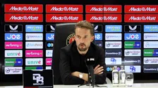 Thumbnail for article: 'Megaklus' voor Rigaux bij Feyenoord: 'Goed kijken wie van waarde kan zijn'