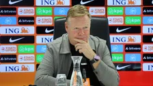 Thumbnail for article: Koeman bevestigt keuring Dumfries: 'Had liever gezien dat hij naar die club ging'