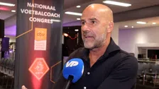 Bosz lovend: 'Dan komt zó'n grote club, ik ben hartstikke trots op hem'