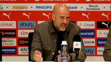 Bosz ziet balende wisselspeler bij PSV: 'Hij had het er heel moeilijk mee zag ik'