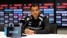 Van Bronckhorst breekt lans voor St. Juste: 'Dat is een wereld van verschil'