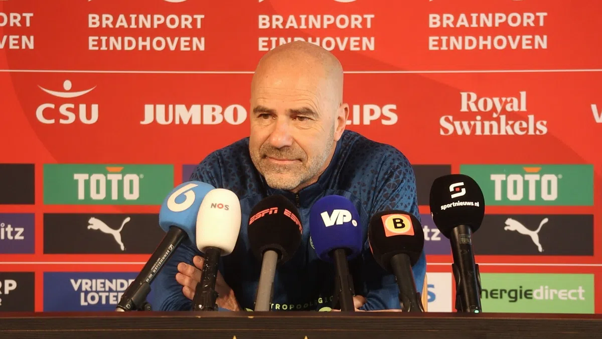 Bosz merkt kampioenskriebels bij PSV-spelers: 'Dan wordt papa boos'