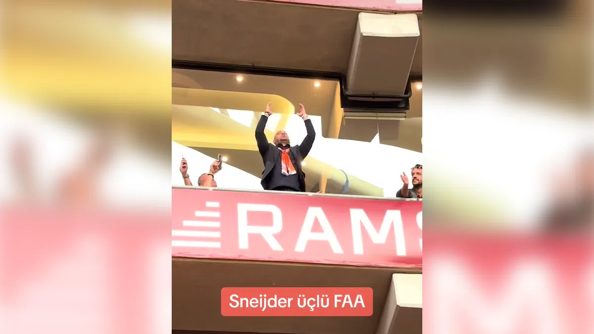 Cim, bom bom! Dirigent Sneijder krijgt het Galatasaray-orkest massaal achter zich