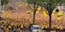 Dortmund-fans nemen straten van Londen over met gigantische stoet supporters