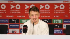 Thumbnail for article: Door Bosz bewierookt bij PSV: 'Mijn buren sturen af en toe iets door'