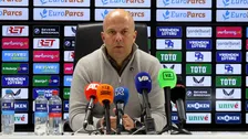 Thumbnail for article: Slot met Feyenoord niet bezig met PSV: 'Wat bij mij erin hakt...'
