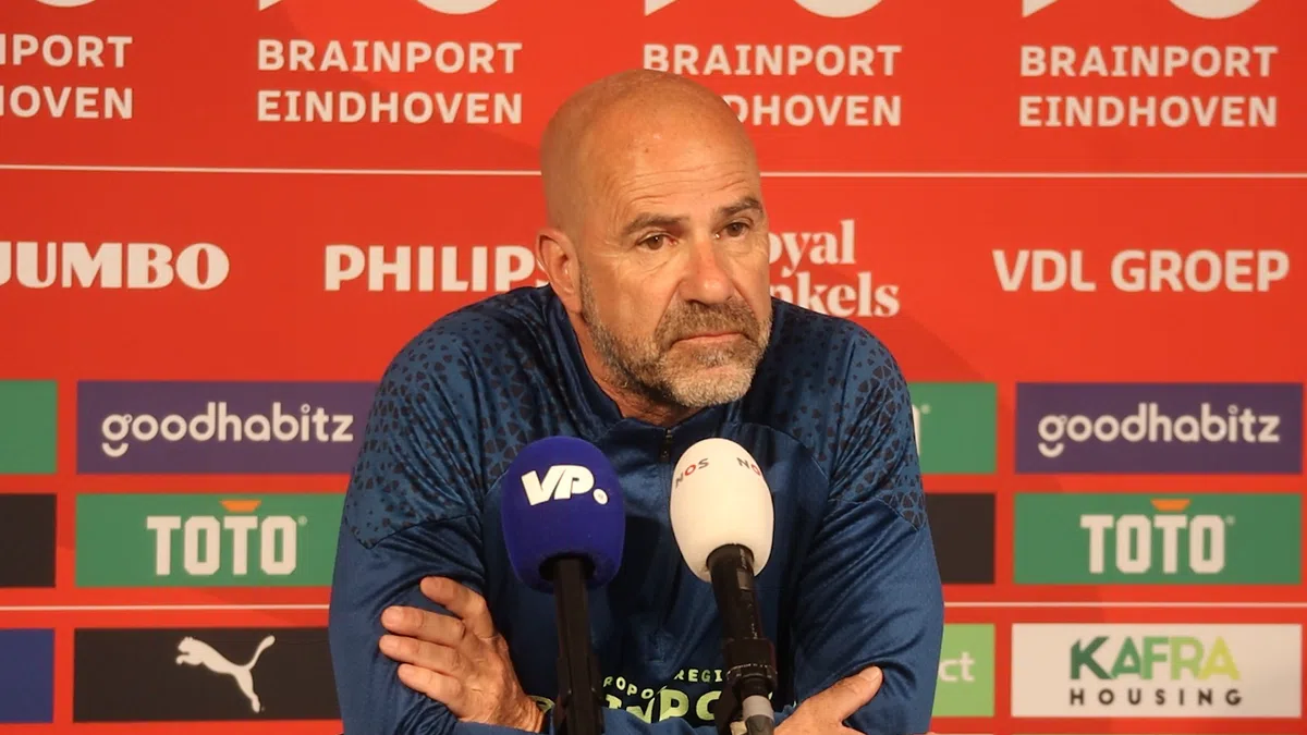 Bosz rekent niet op vertrekken bij PSV: 'Vind ik allemaal wat minder spannend'